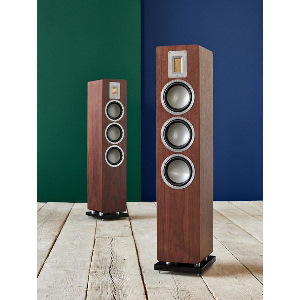 Audiovector.QR5SE.Walnut.2.jpg