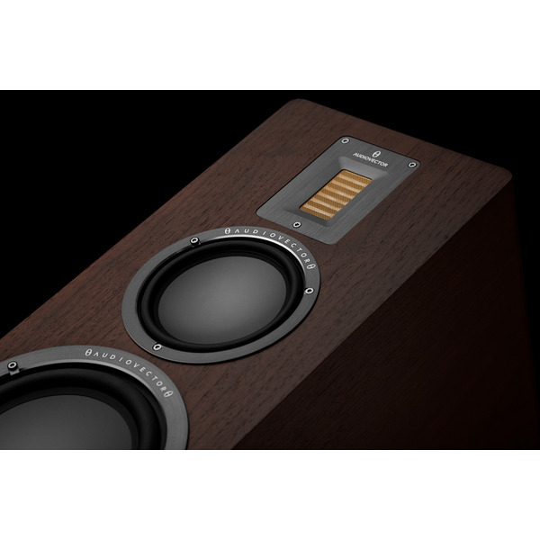 Audiovector.QR7SE.walnut.4.jpg