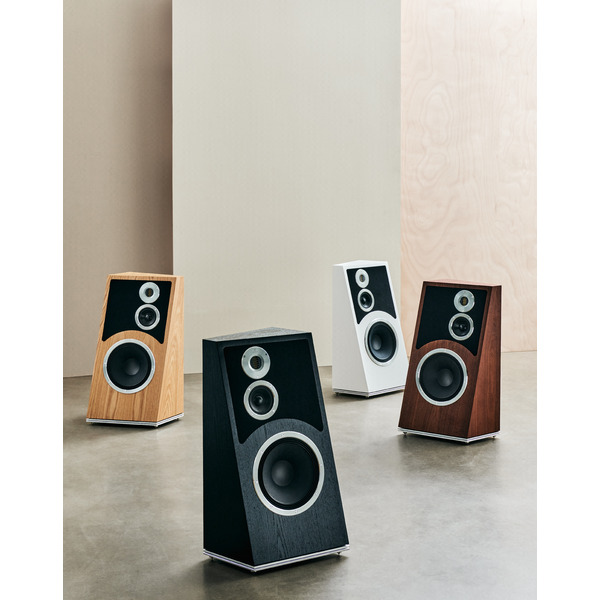 Audiovector.Trapeze.Italianwalnut.7.jpg