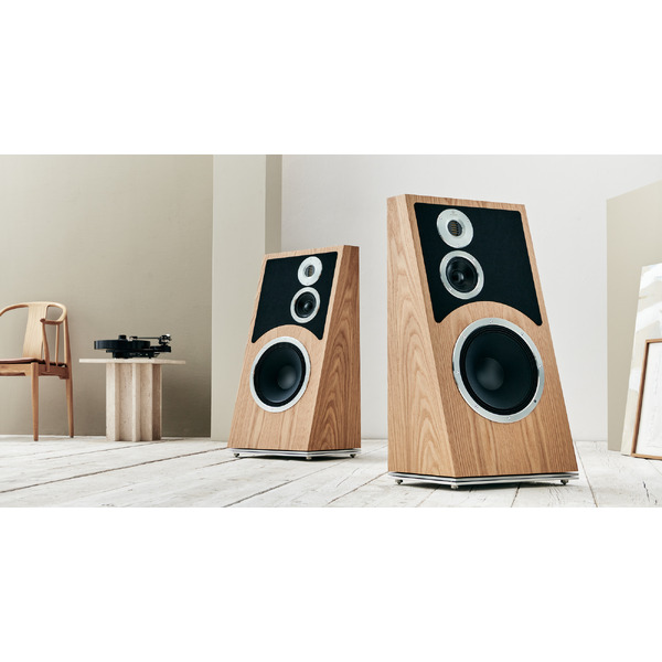 Audiovector.Trapeze.NordicOak.20.jpg