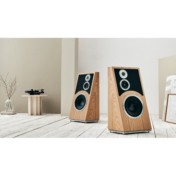 Audiovector.Trapeze.NordicOak.22.jpg