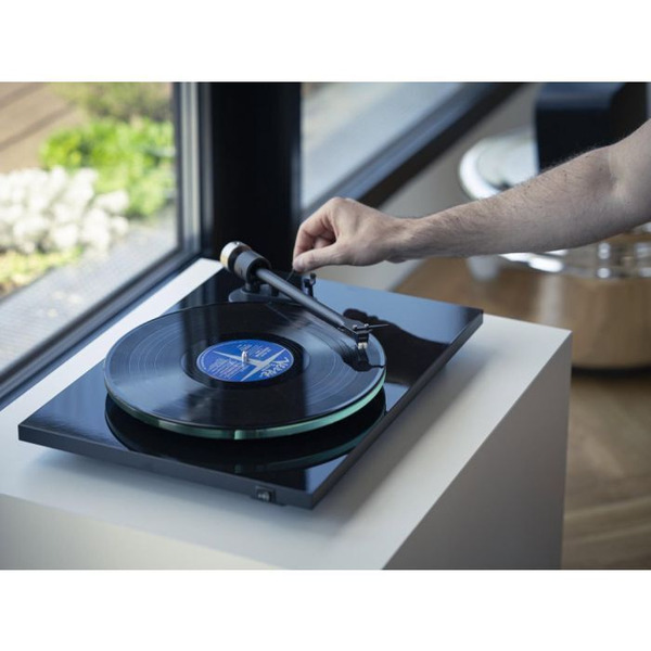 Pro-ject.T2.zwart.1.jpg