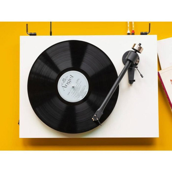 Pro-ject.T2.wit.1.jpg