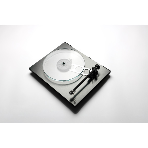 RegaPL3_RS_ND5_Offside_NoLid_Platter_3874-2.jpg