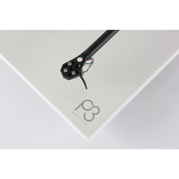RegaPL3_white_ND3_logo_overhead_2705.jpg