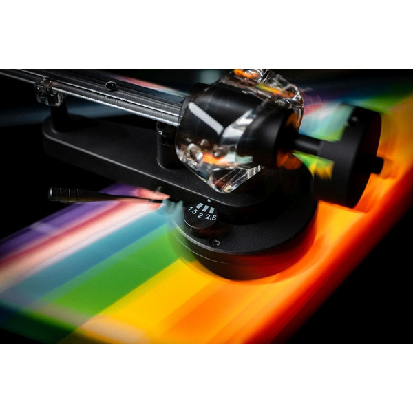 Pro-Ject-The-Dark-Side-Of-The-Moon-56469.jpg