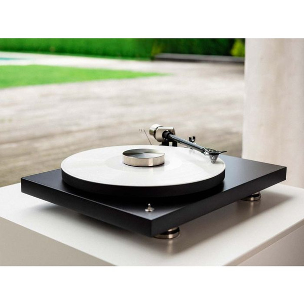 pro-ject-record-puck-pro-platenpuck-lifestyle_1.jpg