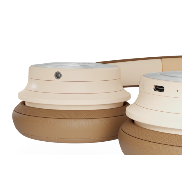 DALI-IO-8_Caramel_White_06.png
