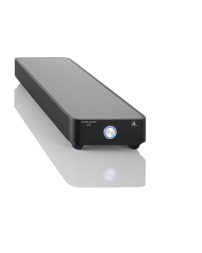 E-smart-power-12V-black-front-w-19-08.jpg