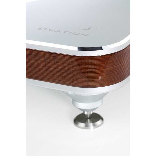 LW-Ovation-wood-Det1-11-11-LR.jpg