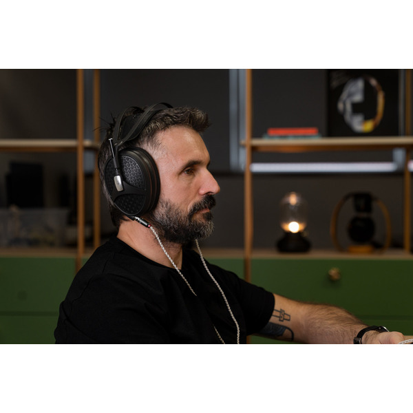 meze_audio_empyrean_ii_15.jpg