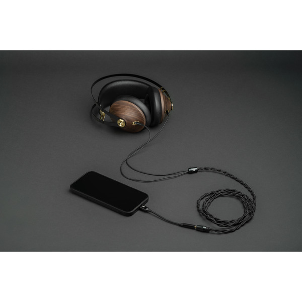 Mezeaudio99classicsV2Walnutgold19.jpg