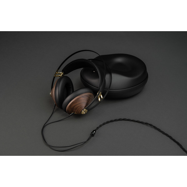Mezeaudio99classicsV2Walnutgold22.jpg