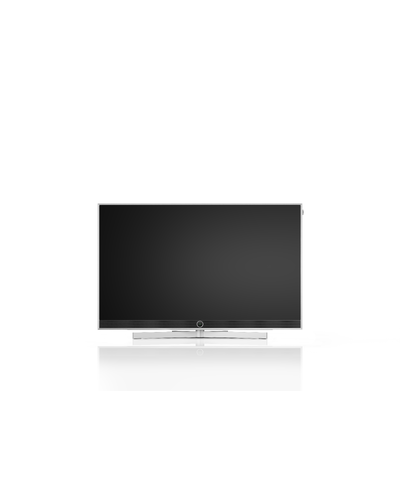 1_Loewe_Stellar55_tablestand_front_reflectandshadow.png