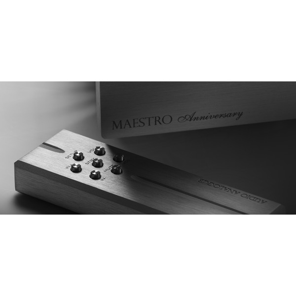 audioanaloguemaestroanniversaryblack3.jpg