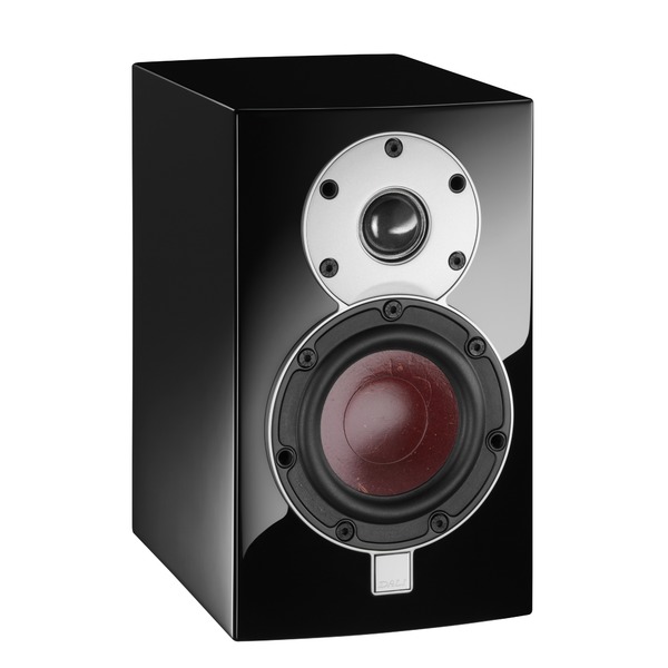 Menuet_Black_01.jpg