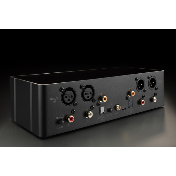 MB20Backnoantennabackgroundhires.jpg